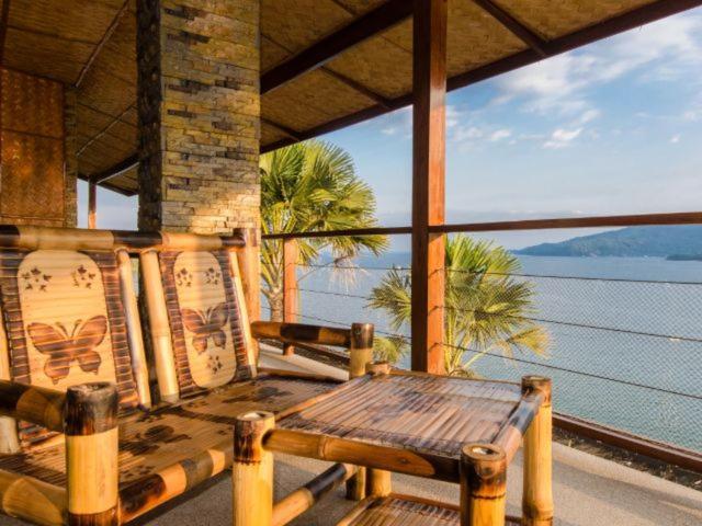 Villa De Pico Highland Beach Resort Puerto Galera Ngoại thất bức ảnh